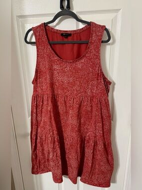 Frye Faded Bandana Red Printed Sleeveless Tiered Tunic Comfort Fit Side Pockets